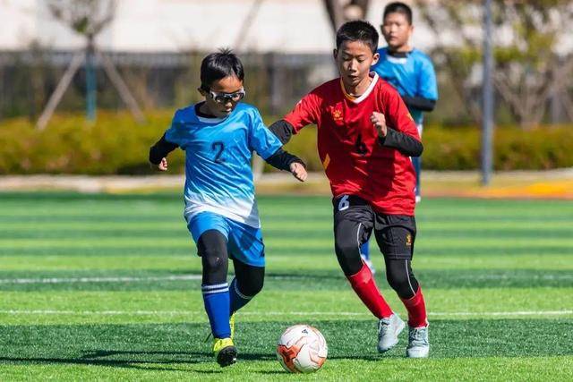 塞尔：FIFA致敬美国体育打造世界杯冠军戒指，有2000多枚对外发售